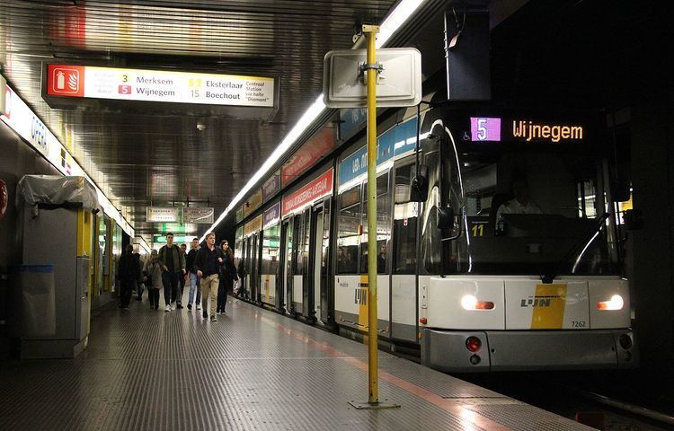 Opera (Antwerp premetro station)