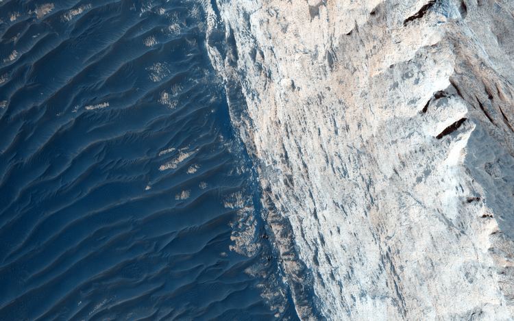 Ophir Chasma Layers and Fractures in Ophir Chasma Mars NASA