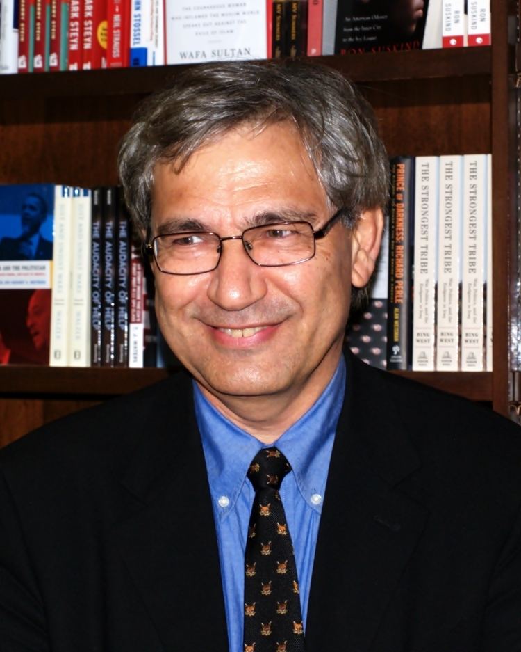 Orhan Pamuk httpsuploadwikimediaorgwikipediacommons99