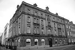 Oriel House, Westland Row httpsuploadwikimediaorgwikipediacommonsthu