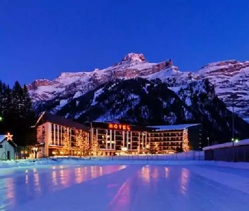 Ormont-Dessus httpsexpcdnhotelscomhotels10000009800009
