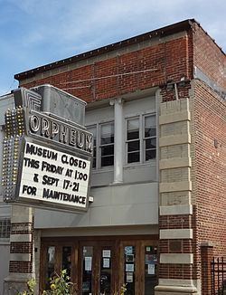 Orpheum Theatre (Champaign, Illinois) httpsuploadwikimediaorgwikipediacommonsthu