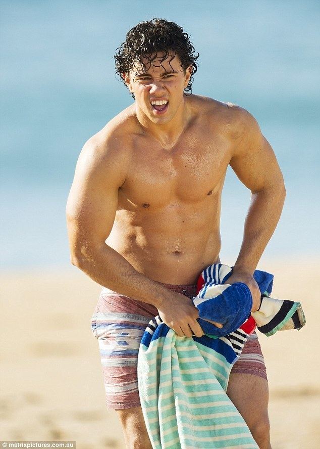 Orpheus Pledger Home and Away39s Orpheus Pledger topless while filming on the beach