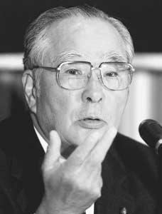 Osamu Suzuki (businessman) wwwreferenceforbusinesscombiographyimagesidbb