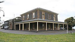 Osborne House (Geelong) httpsuploadwikimediaorgwikipediacommonsthu