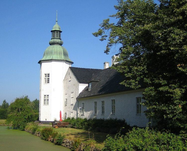 Osbyholm Castle httpsuploadwikimediaorgwikipediacommonsthu