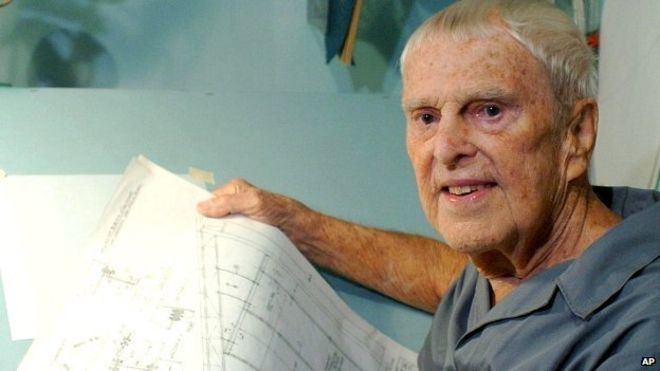 Oscar Holderer Germanborn US rocket expert Oscar Holderer dies at 95