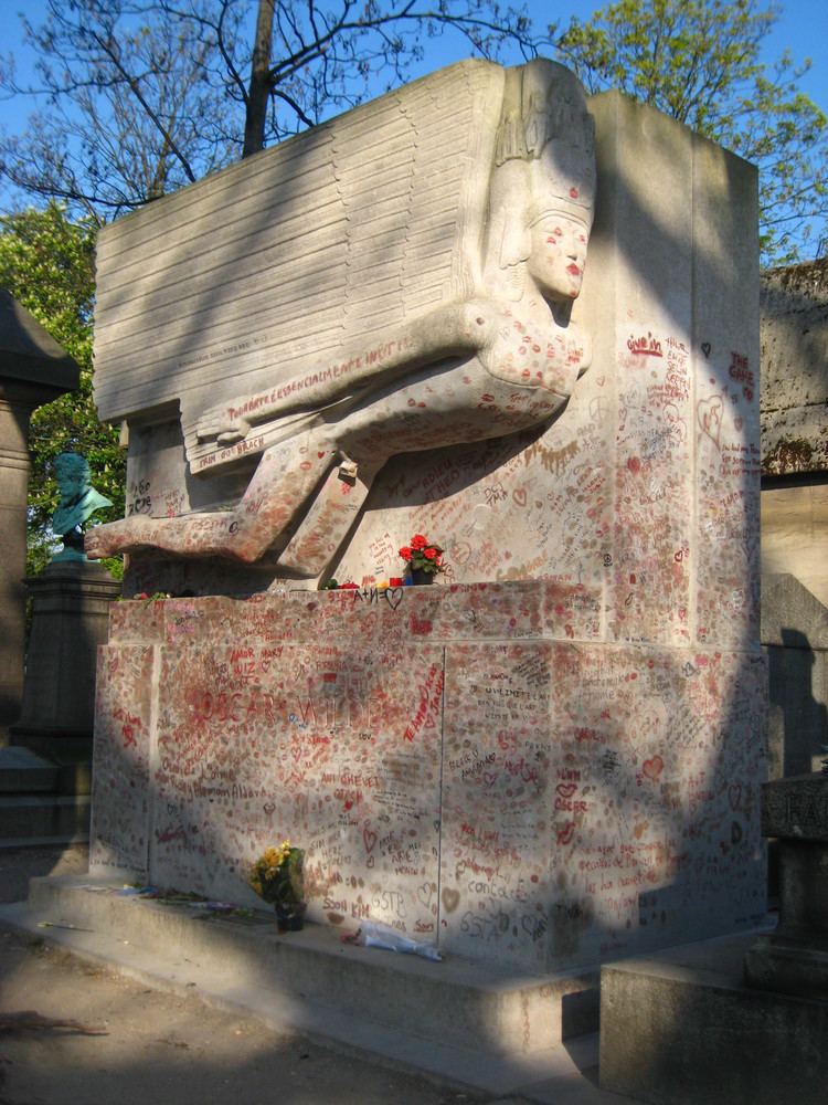 Oscar Wilde's tomb The History Blog Blog Archive Oscar Wilde39s tomb protected from
