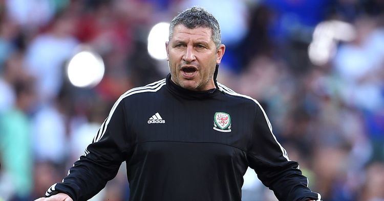 Osian Roberts The emotional Euro 2016 speech by Wales tactical maestro Osian