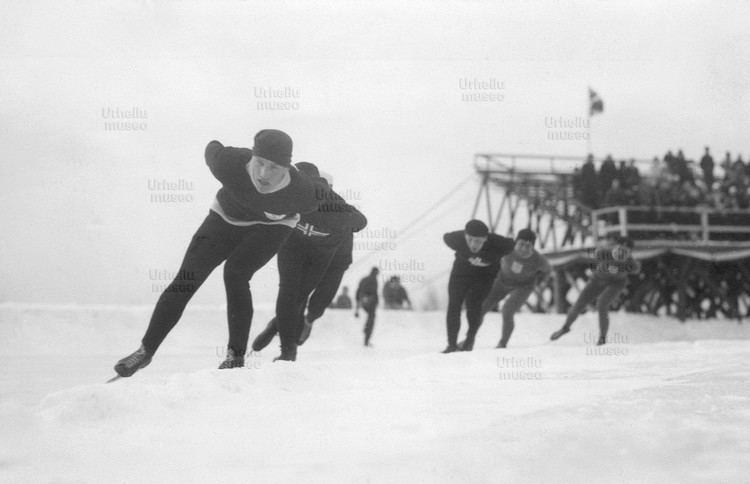 Ossi Blomqvist Ossi Blomqvist Lake Placidin olympialaisissa 1932 OLYMPIAKISAT