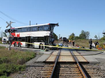 Ottawa bus-train crash Ottawa bustrain crash Wikipedia