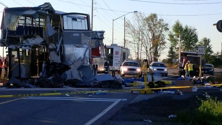 Ottawa bus-train crash Army Response Ottawa TrainBus Crash UPDATE