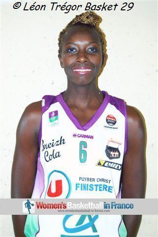 Oumou Touré wwwwomensbasketballinfrancecomimagesOumouKal