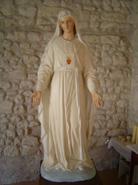 Our Lady of Pellevoisin wwwdrgarethinfoPellevoisin1JPG