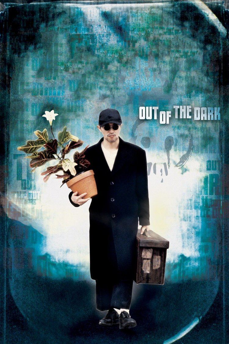Out of the Dark (1995 film) wwwgstaticcomtvthumbmovieposters81723p81723