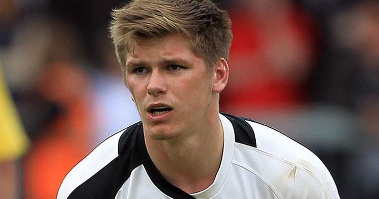 Owen Farrell England will risk it with Owen Farrell who says All
