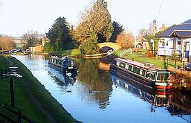 Oxford Canal httpsuploadwikimediaorgwikipediacommonsthu