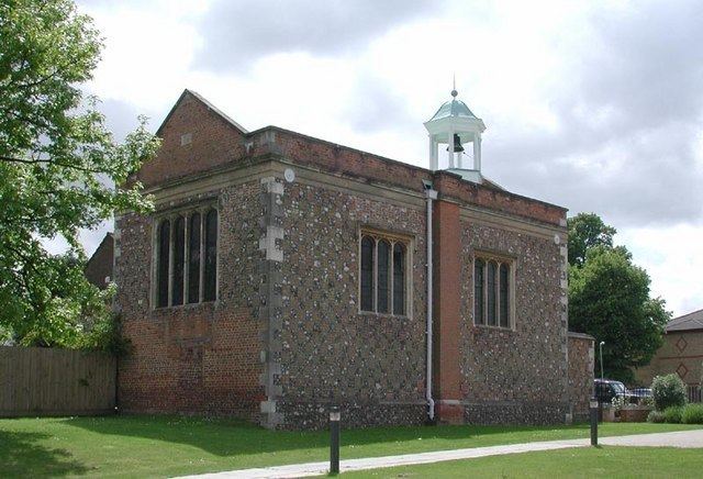 Oxhey Chapel httpsuploadwikimediaorgwikipediacommonscc