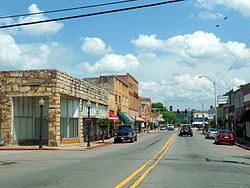 Ozark Courthouse Square Historic District (Ozark, Arkansas) httpsuploadwikimediaorgwikipediacommonsthu