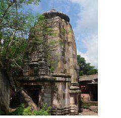 Pabaneswara Temple httpsuploadwikimediaorgwikipediacommonsthu