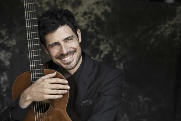Pablo Sainz Villegas Guitarist carries tradition with him to Symphony concert