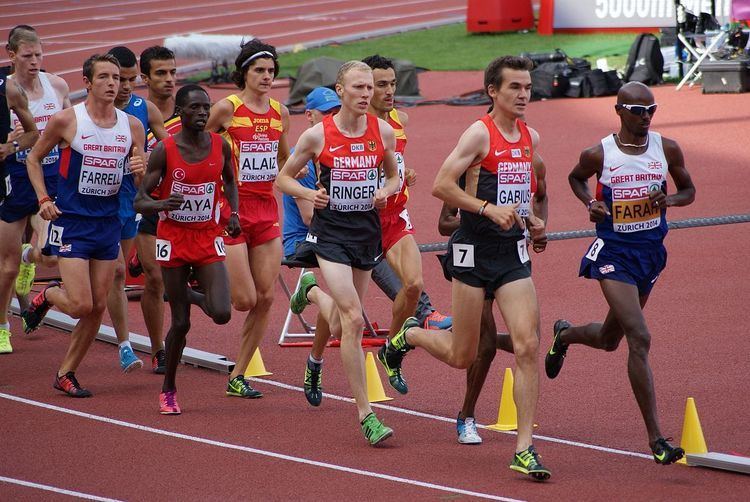 Pacing strategies in track and field