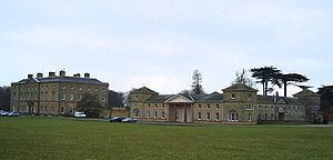 Packington Hall httpsuploadwikimediaorgwikipediacommonsthu
