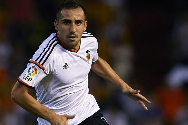 Paco Alcacer Paco Alcacer and Valencia Agree New Contract Amid