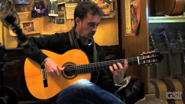 Paco Serrano Paco Serrano plays his new Graciliano Perez guitar YouTube