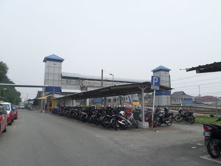 Padang Jawa Komuter station