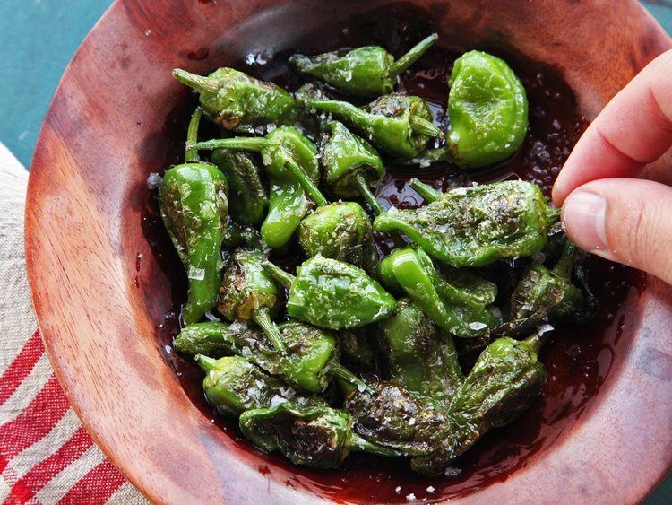 Padrón peppers wwwseriouseatscomrecipesassetsc20150420150