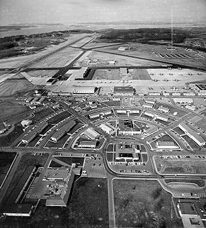 Paine Air Force Base httpsuploadwikimediaorgwikipediacommonsthu