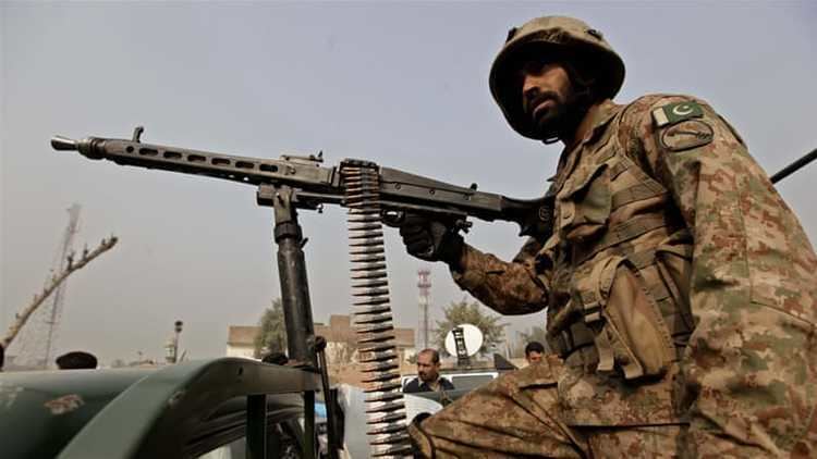 Pakistan Army Dozens killed as Pakistan army takes on Taliban Al Jazeera English