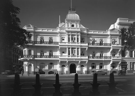 Palace Hotel, Perth YeLPar OLD PERTH 12