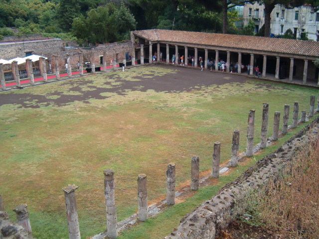 Palaestra ARCHITECTURE Palaestra in Pompeii Greek style Greek influence