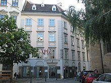 Palais Obizzi httpsuploadwikimediaorgwikipediacommonsthu