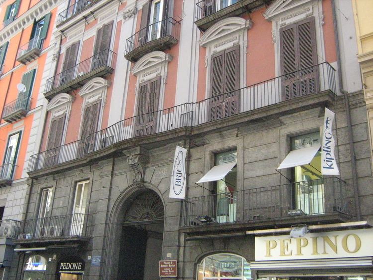 Palazzo Barbaja, Naples wwwnapoligrafiaitmonumentipalazzibarbajafoto