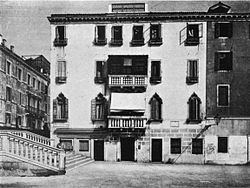 Palazzo Molina, Venice httpsuploadwikimediaorgwikipediacommonsthu