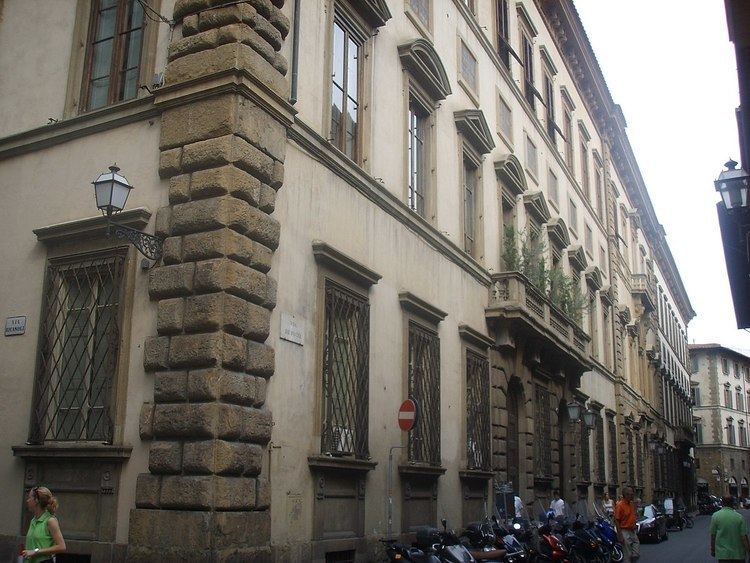 Palazzo Pucci, Florence