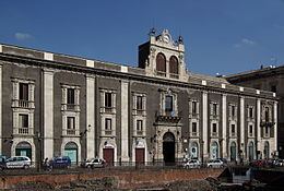 Palazzo Tezzano httpsuploadwikimediaorgwikipediacommonsthu