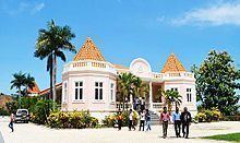Palácio de Lahane httpsuploadwikimediaorgwikipediacommonsthu