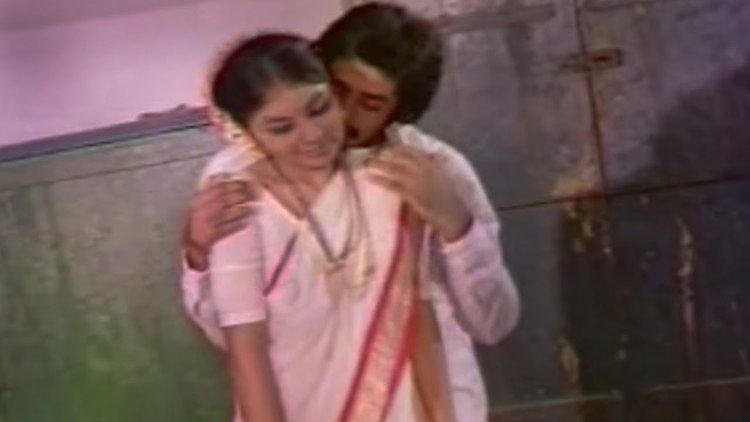 Palletoori Monagadu movie scenes Romantic Scene First night Palletoori Monagadu 1983 Superhit Telugu Movie Scene
