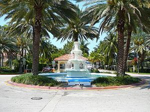 Palm Island (Miami Beach) httpsuploadwikimediaorgwikipediacommonsthu