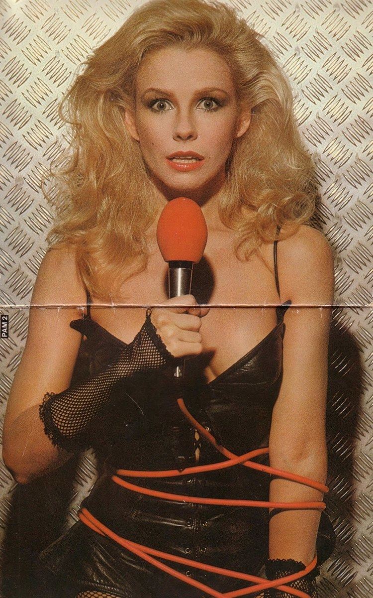 Pamela Stephenson Pamela Stephenson Fade 2 Grey