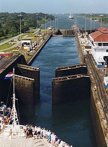 Panama Canal locks httpsuploadwikimediaorgwikipediacommonsthu