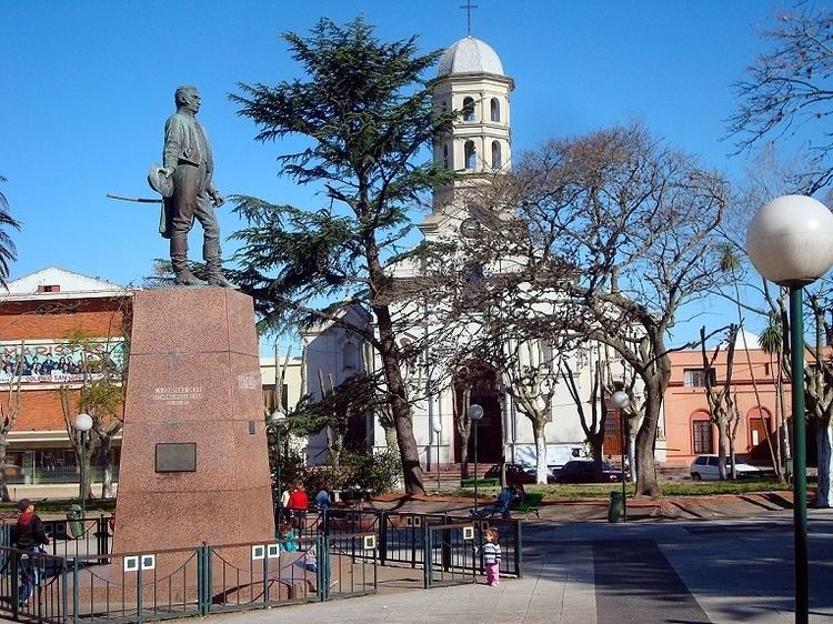 Pando, Uruguay httpsuploadwikimediaorgwikipediacommonscc