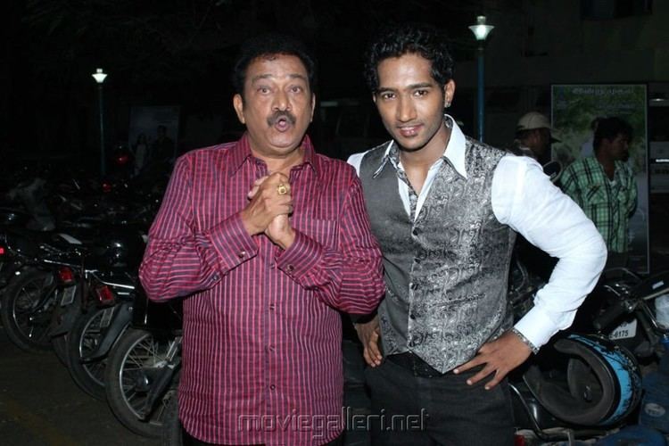 Pandu (actor) Picture 357077 Actor Pandu with son Pintu at Vellachi Movie Audio