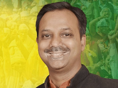 Pankaj Pushkar AAP MLA Pushkar slams Kejriwal for publicity fund