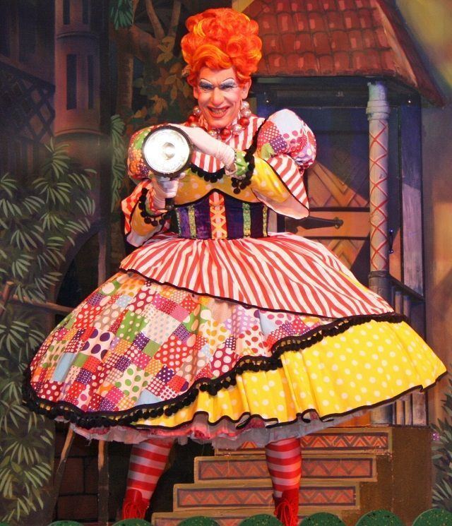 Pantomime dame 1000 images about Dame on Pinterest Pantomime Bespoke and Great