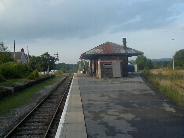 Pantyffynnon railway station